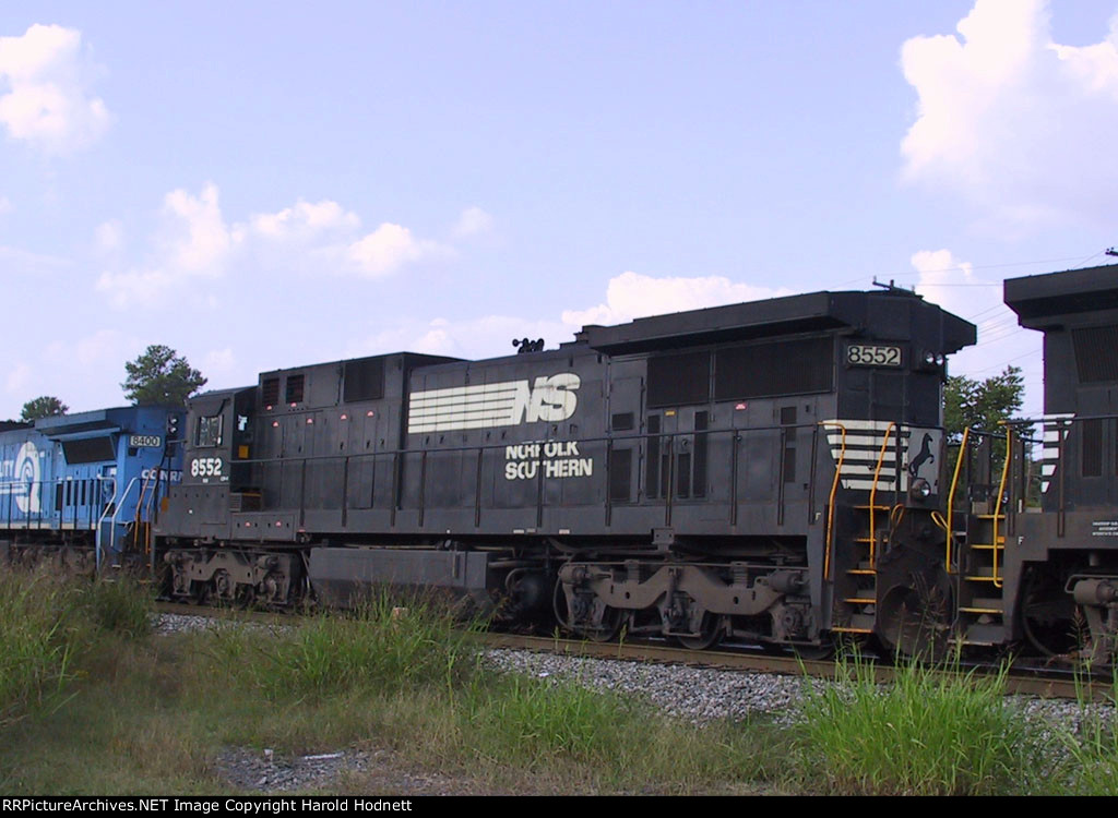 NS 8552